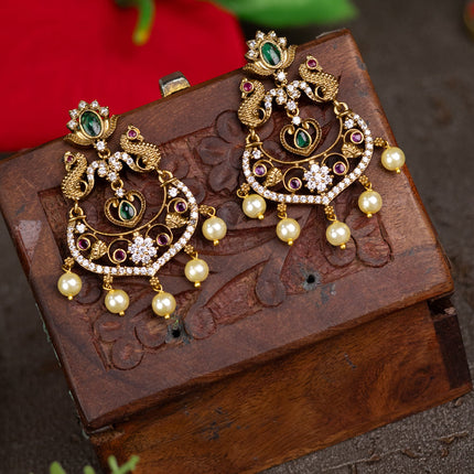 Collection image for: Antique Earring