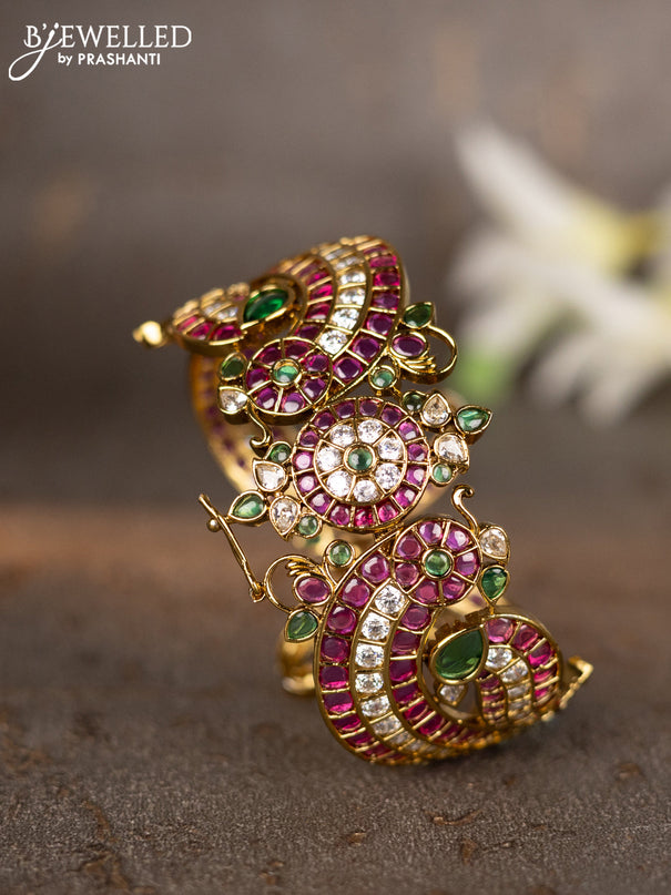 Bracelets with kemp and cz stones