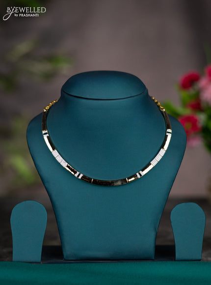 Zircon necklace with cz stones without earrings in gold finish