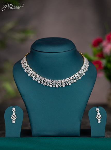 Zircon necklace with cz stones in gold finish