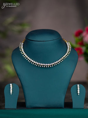 Zircon necklace with cz stones in gold finish