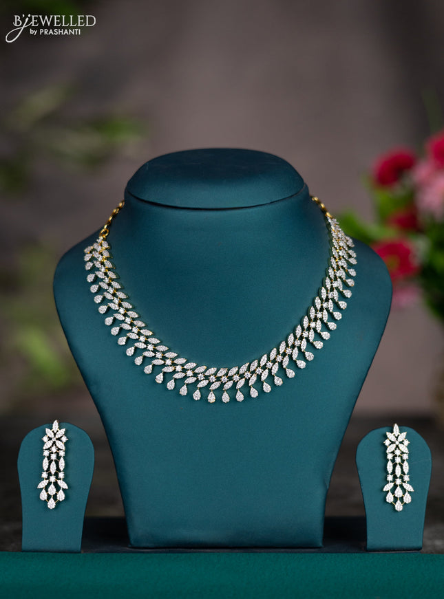 Zircon necklace with cz stones in gold finish