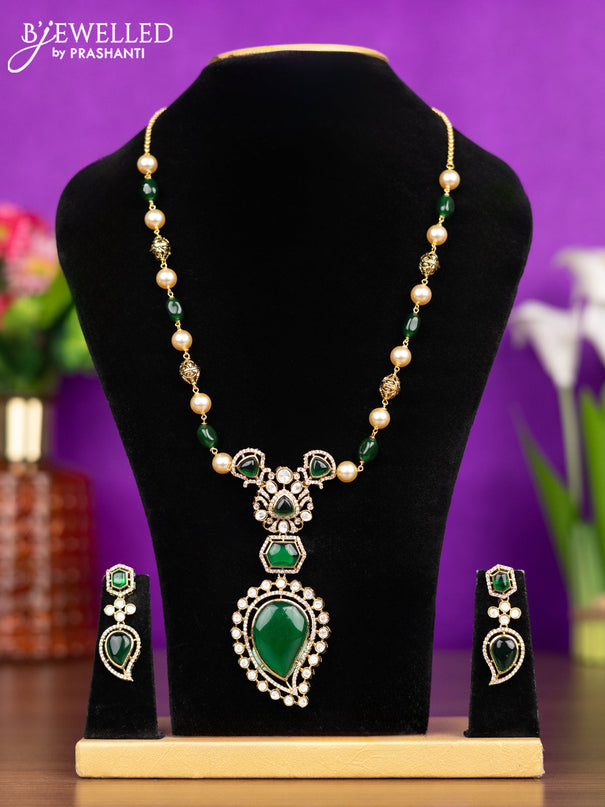 Beaded necklace with emerald & kundan and cz stones
