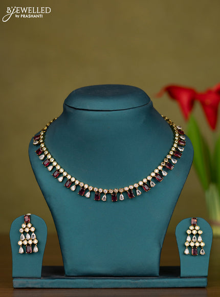 Necklace with ruby and kundan stones in victorian finish