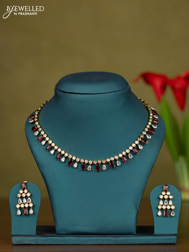 Necklace with ruby and kundan stones in victorian finish