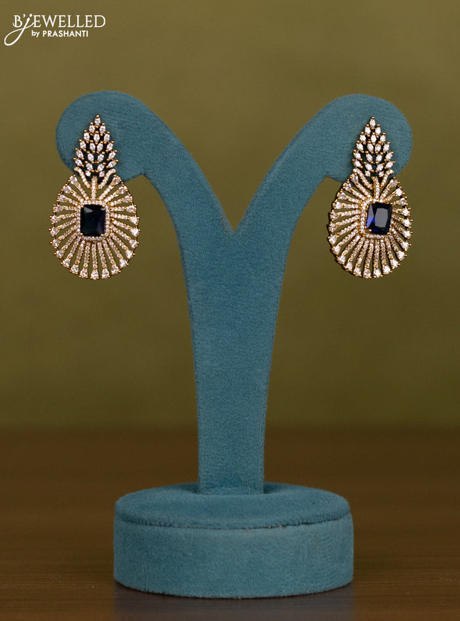 Necklace with sapphire and cz stones in victorian finish
