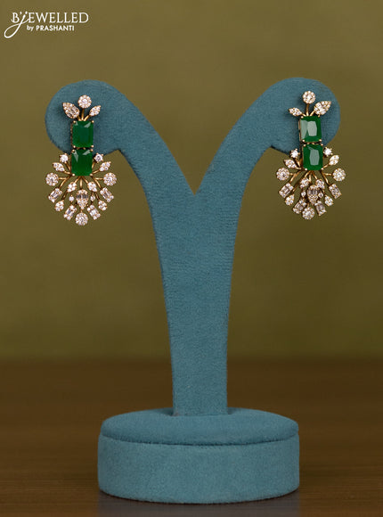 Necklace with emerald and cz stones in victorian finish
