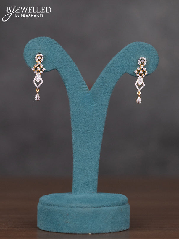 Zircon necklace with cz stones in gold finish