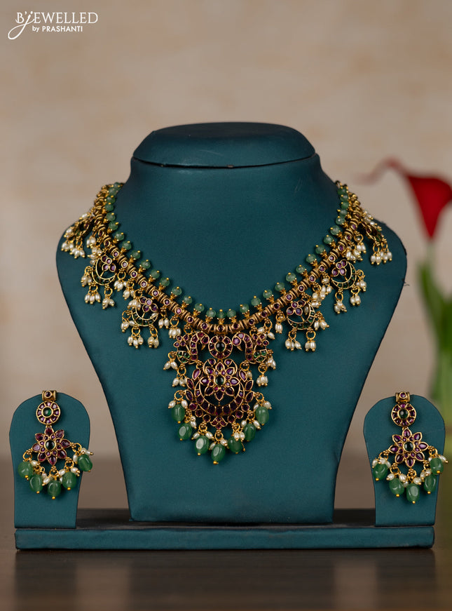 Antique guttapusalu necklace with kemp stones and pearl & mint green beads hangings