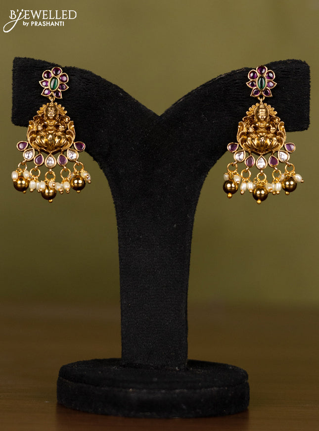 Antique necklace with kemp & kundan stones and pearl & golden beads hangings