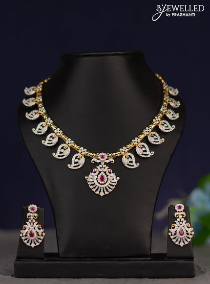 Zircon necklace manga pattern with ruby and cz stones in gold finish
