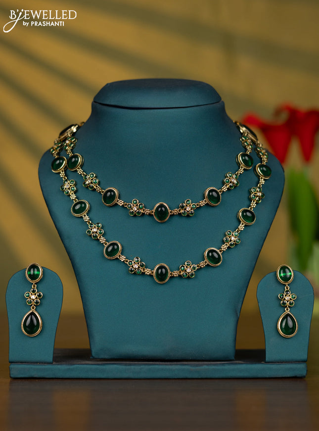 Necklace with emerald and cz stones in victorian finish