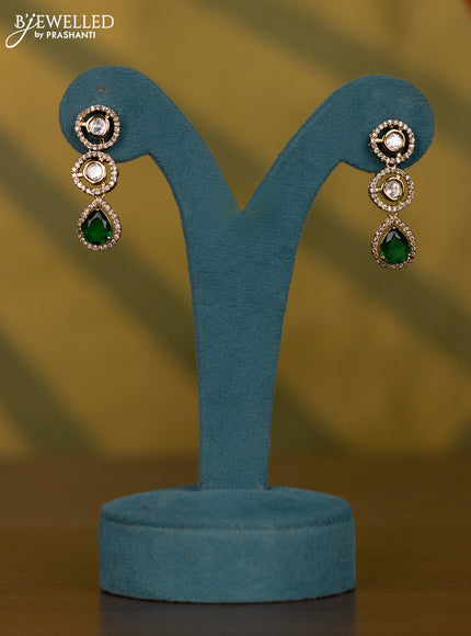 Necklace with emerald & kundan and cz stones in victorian finish