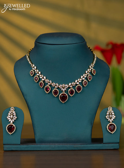 Necklace with ruby and kundan stones in victorian finish