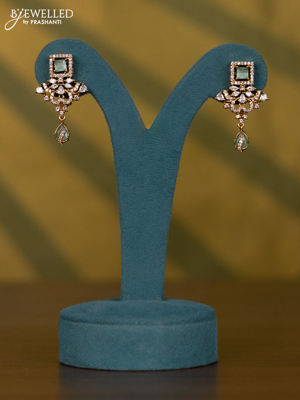 Necklace with mint green & cz stones and pearl in victorian finish