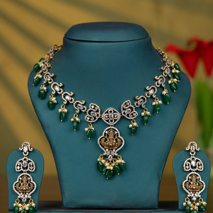 Collection image for: Victorian Finish Necklace