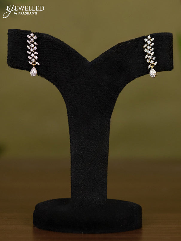 Zircon necklace with cz stones in gold finish