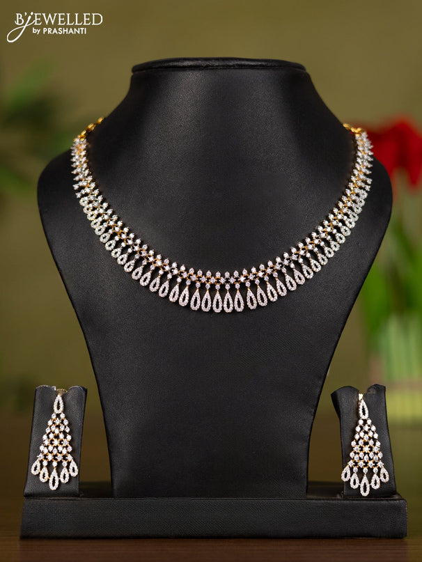 Zircon necklace with cz stones in gold finish