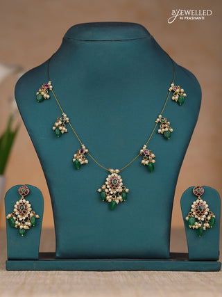 Inivisible chain in kemp stones and green & pearl hangings