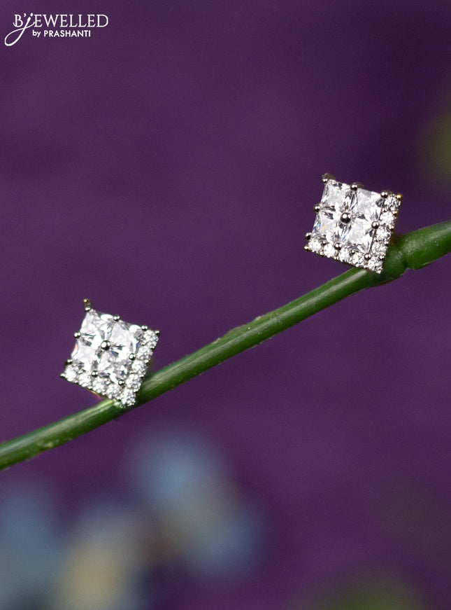Zircon earrings with cz stones in gold finish