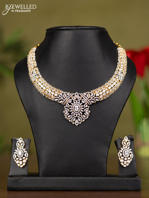 Zircon necklace with cz stones in gold finish