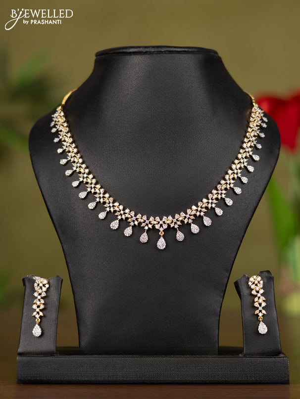 Zircon necklace with cz stones in gold finish