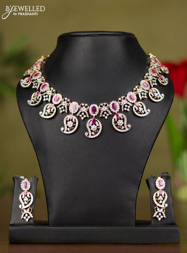 Zircon necklace manga pattern with ruby and cz stones in gold finish