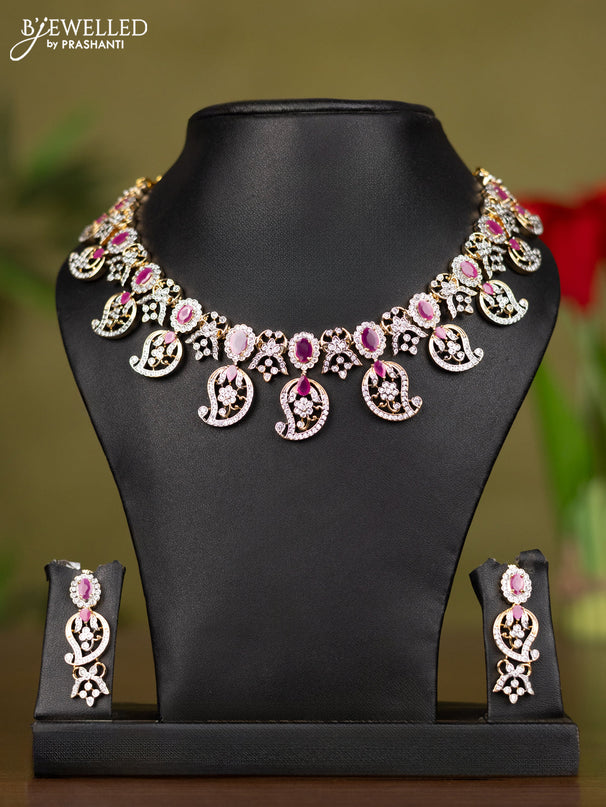 Zircon necklace manga pattern with ruby and cz stones in gold finish