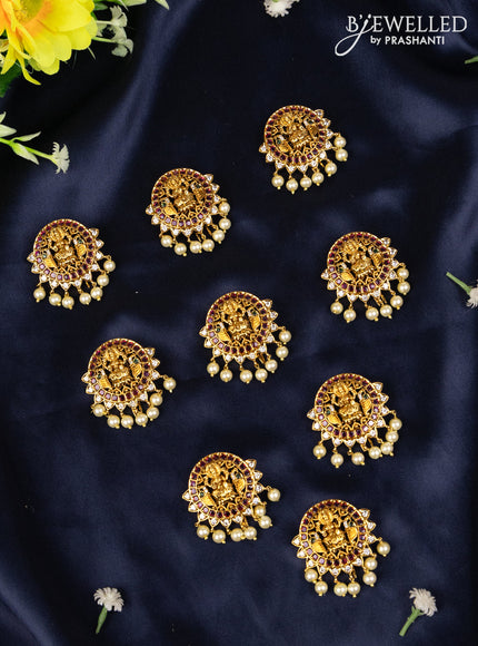 Jada billai with 9 pieces lakshmi style deisgn in multicolor kemp stones and pearl hanging