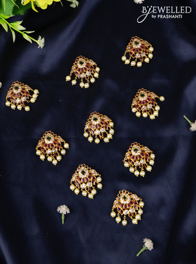 Jada billai with 9 pieces floral style deisgn in multicolor kemp stones and pearl hanging