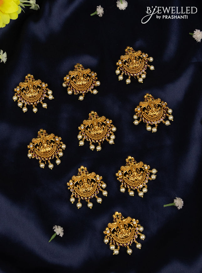 Jada billai with 9 pieces double peacock lakshmi style deisgn in multicolor kemp stones and pearl hanging