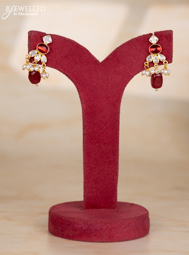 Beaded maroon necklace with floral pendant in victorian finish