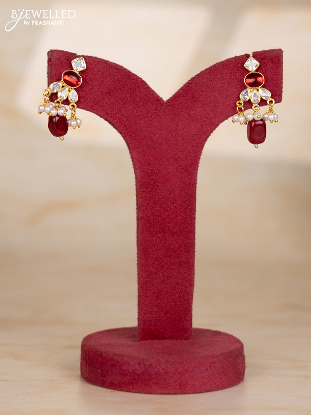 Beaded maroon necklace with floral pendant in victorian finish