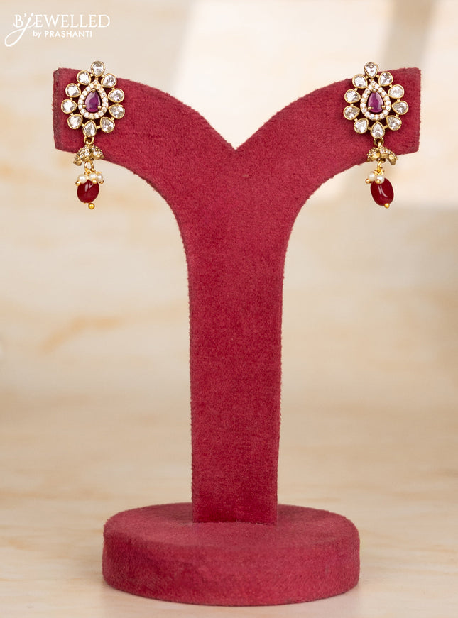 Beaded maroon necklace with tear drop shape pendant in victorian finish