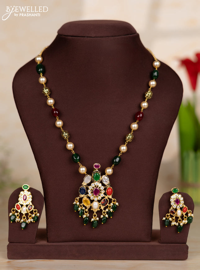 Beaded necklace with oval navratan pendant in victorian finish