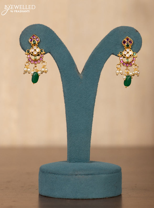 Invisible chain floral design in multicolor kemp stones and pearl hangings