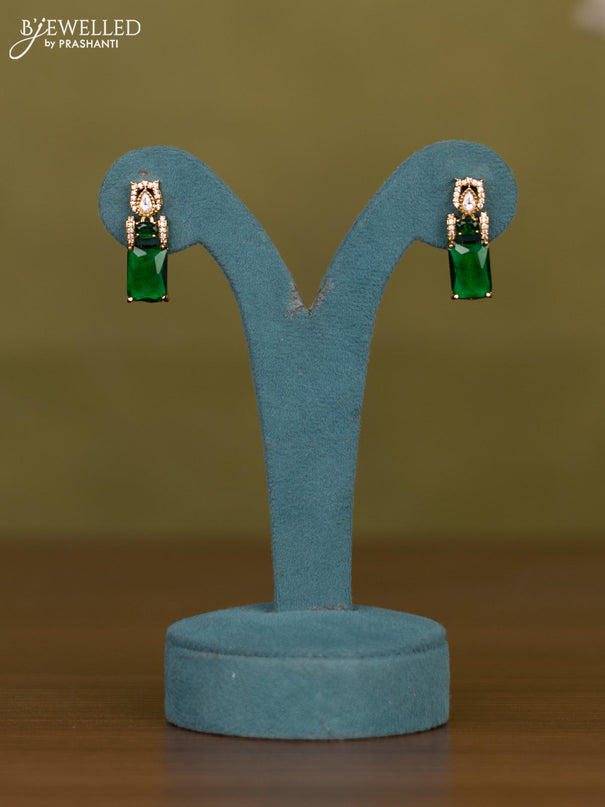 Necklace with emerald & kundan cz stones in victorian finish