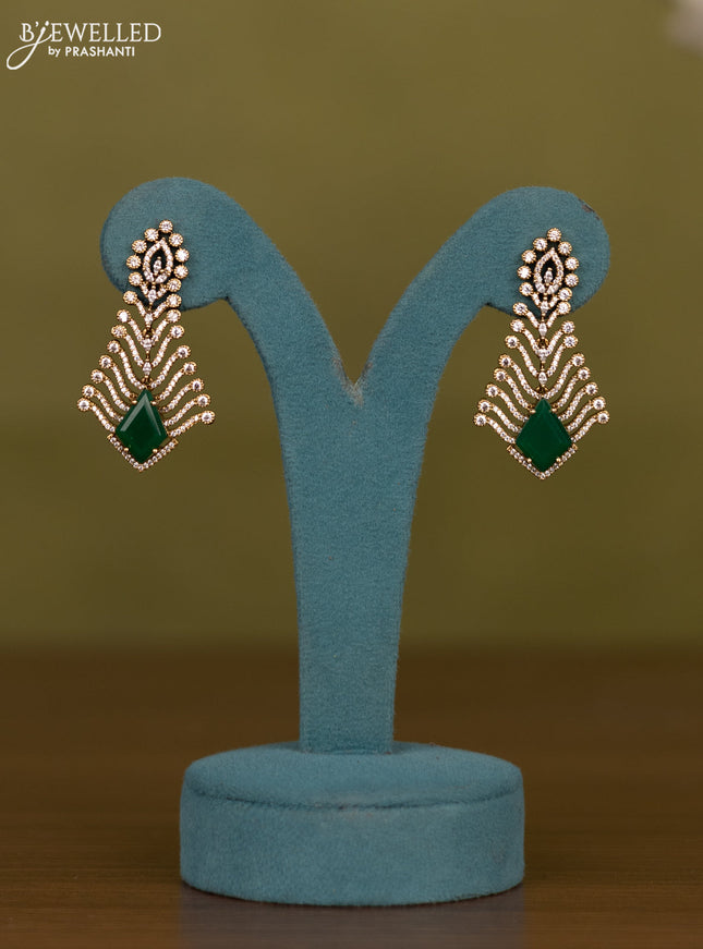 Necklace with emerald and cz stones in victorian finish