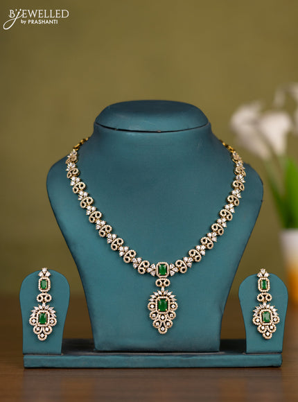 Necklace with emerald and cz stones in victorian finish
