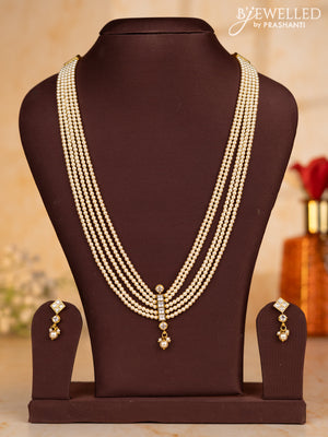 Pearl multilayer necklace with kundan stones and pearl hangings