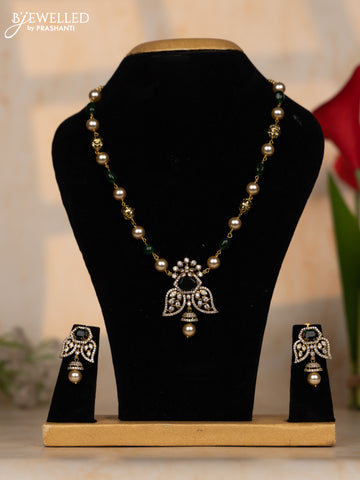 Beaded green necklace with emerald & cz stones and pearl hanging in victorian finish
