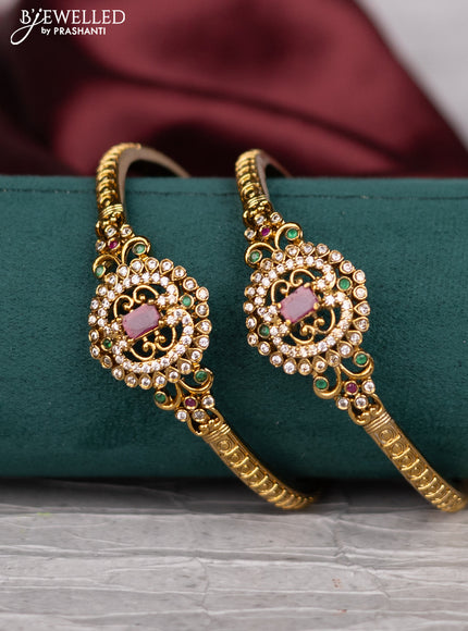Antique kanti bangle with cz and kemp stones