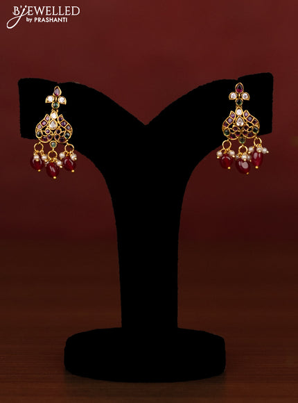 Beaded multilayer maroon necklace with kemp,cz stones and pearl hangings