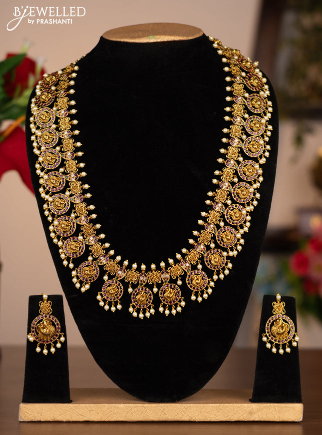 Antique Haram with bottumala and annapakshi design with kemp and pearl hangings