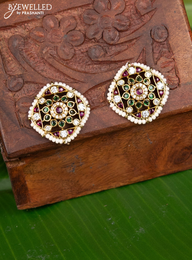 Antique earing flower design with kemp and cz stones