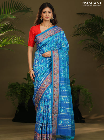 Dual shade of blue Pochampally Silk with Border Embroidery