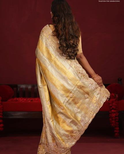 Pure tissue kanchipuram silk saree with allover zari weaves & border embroidery