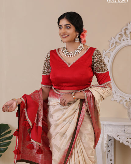 Cream-Red Chiniya silk Saree With silver Zari Buttas & Embroidery Readymade Blouse