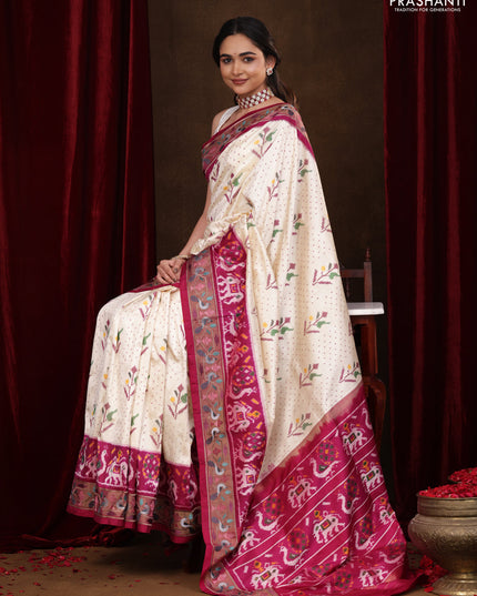 Off white-Magenta PInk Pochampally Silk Saree With Broder Embroidery