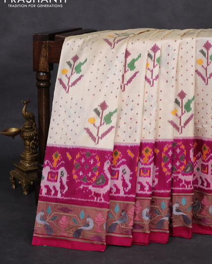 Off white-Magenta PInk Pochampally Silk Saree With Broder Embroidery